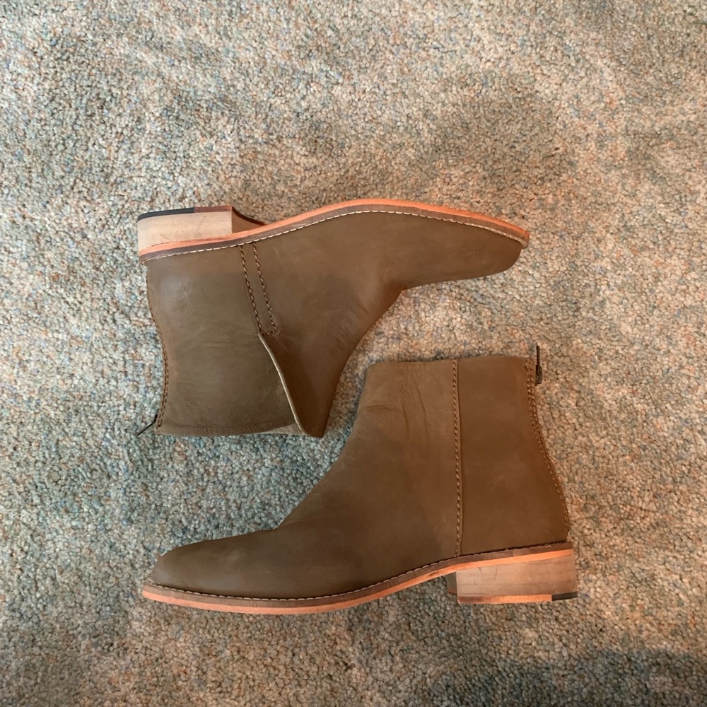 Free people leather Chelsea boots